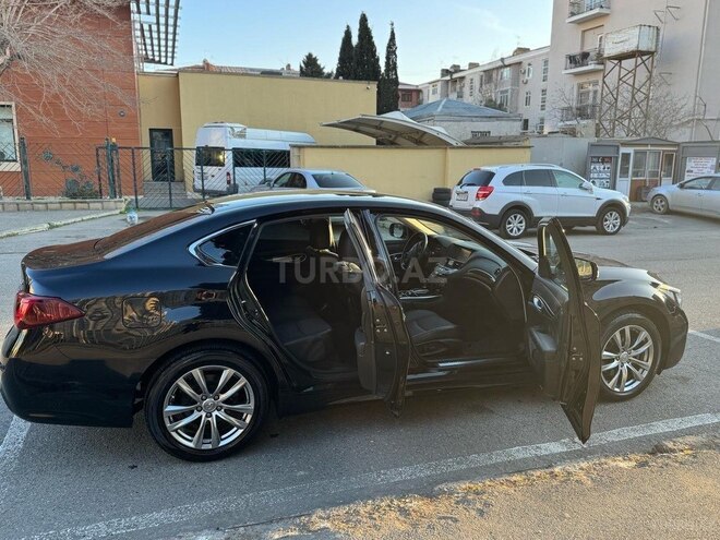Infiniti Q70 2015, 155,100 km - 2.2 l - Bakı