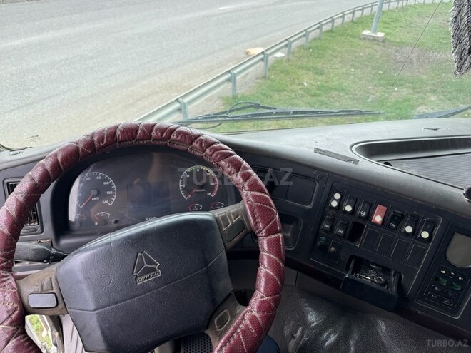 HOWO Sinotruk 2012, 1 km - 11.0 l - Gəncə