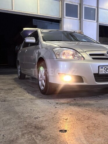 Toyota Corolla 2006, 300,000 km - 1.4 l - Bakı
