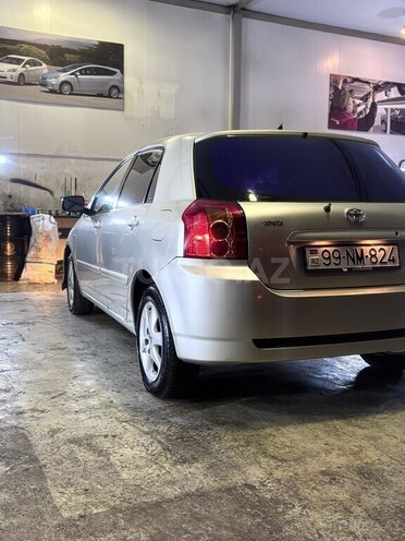 Toyota Corolla 2006, 300,000 km - 1.4 l - Bakı