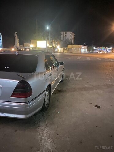 Mercedes C 180 1994, 220,000 km - 1.8 l - Salyan