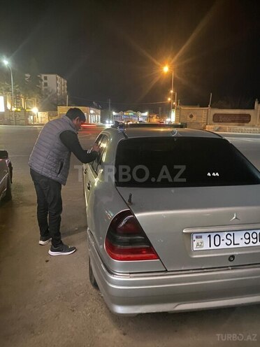 Mercedes C 180 1994, 220,000 km - 1.8 l - Salyan