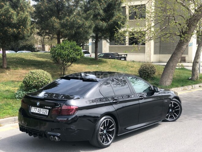 BMW 528 2015, 296,000 km - 2.0 l - Bakı