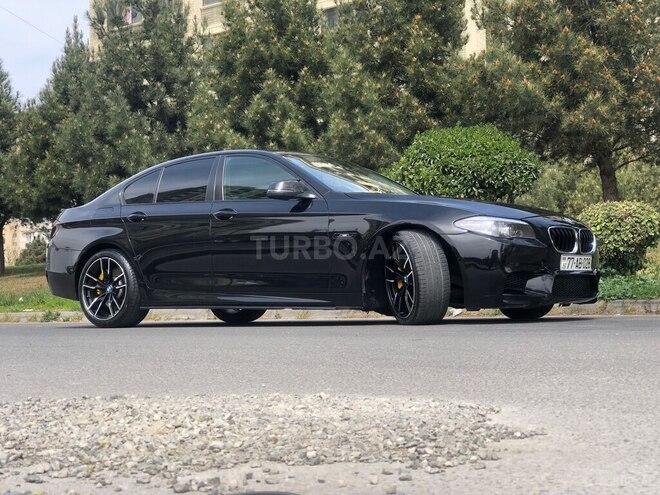 BMW 528 2015, 296,000 km - 2.0 l - Bakı