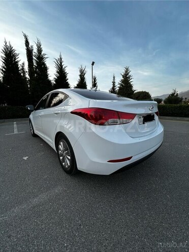 Hyundai Elantra 2015, 178,000 km - 2.0 l - Bakı