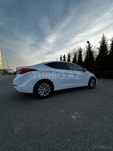 Hyundai Elantra 2015, 178,000 km - 2.0 l - Bakı