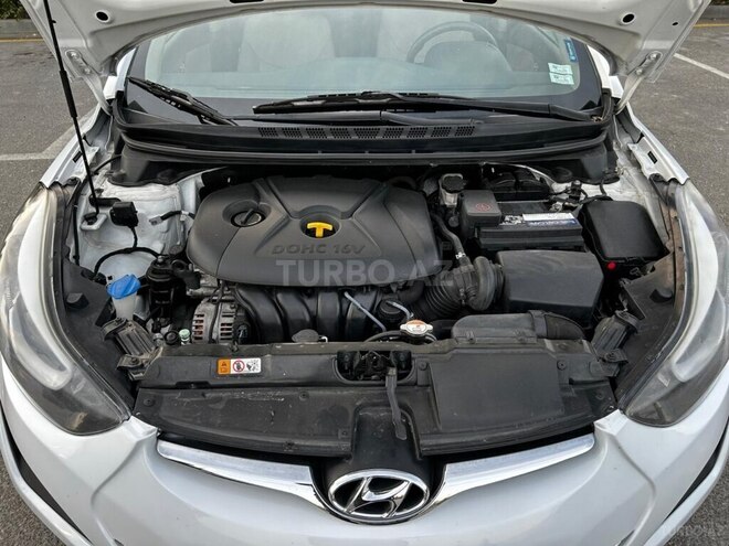 Hyundai Elantra 2015, 178,000 km - 2.0 l - Bakı