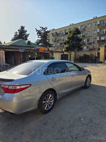 Toyota Camry-3