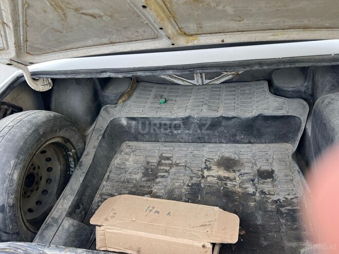 LADA (VAZ) 2107 2004, 80,000 km - 1.6 л - Şabran