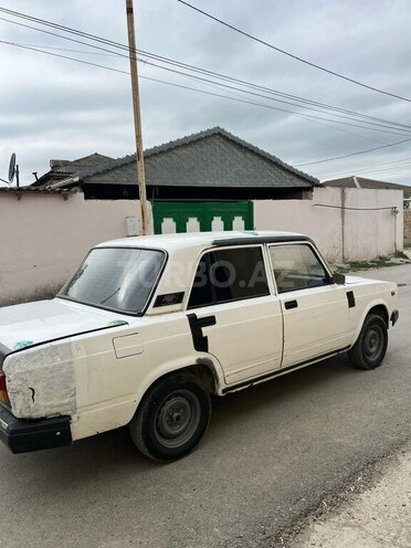 LADA (VAZ) 2107 2004, 80,000 km - 1.6 л - Şabran