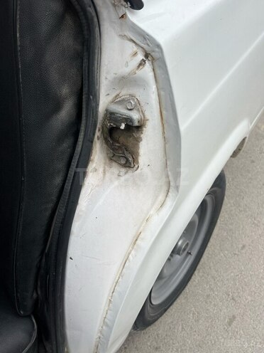 LADA (VAZ) 2107 2004, 80,000 km - 1.6 л - Şabran