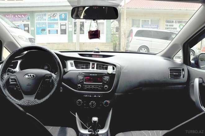 Kia Ceed 2014, 194,000 km - 1.4 l - Bakı