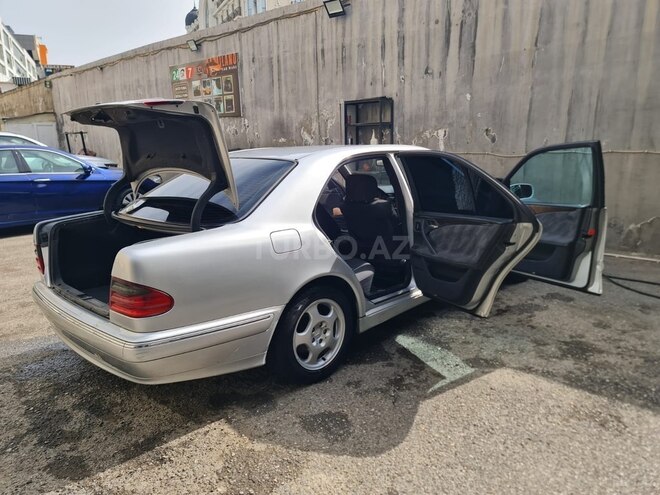 Mercedes E 270 2000, 450,000 km - 2.7 l - Bakı