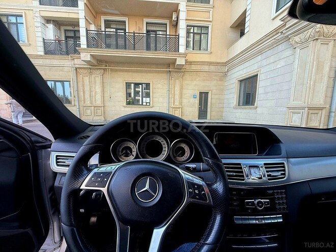 Mercedes E 220 d 2014, 304,000 km - 2.2 l - Bakı