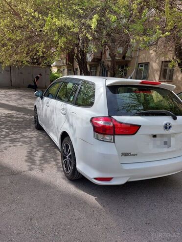 Toyota Corolla Fielder 2017, 109,000 km - 1.5 л - Bakı