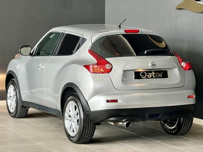Nissan Juke 2010, 199,000 km - 1.6 л - Bakı