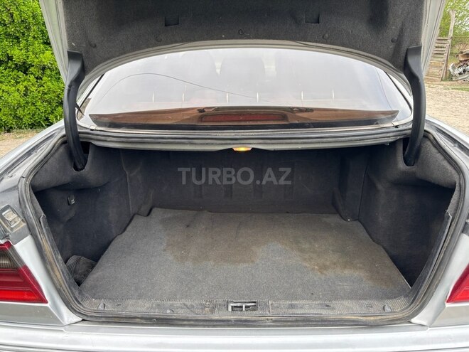 Mercedes E 240 1999, 291,959 km - 2.4 л - Ağdam