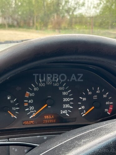 Mercedes E 240 1999, 291,959 km - 2.4 л - Ağdam