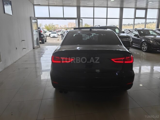 Audi A3-7