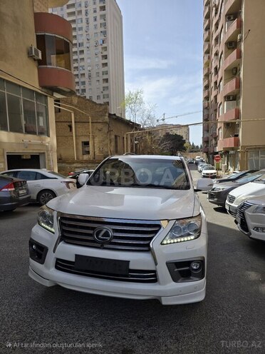 Lexus LX 570 2014, 226,000 km - 5.7 l - Bakı
