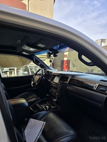 Lexus LX 570 2014, 226,000 km - 5.7 l - Bakı