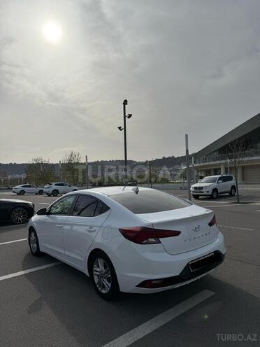 Hyundai Elantra 2019, 109,435 km - 2.0 l - Bakı