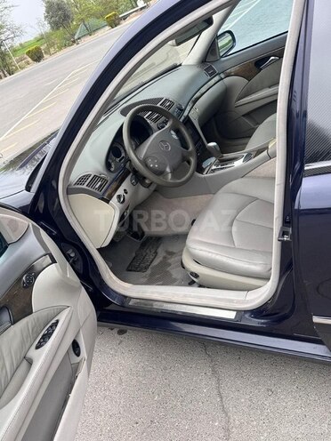 Mercedes E 270 2002, 390,200 km - 2.7 л - Ağdam