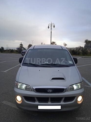 Hyundai H-1 2004, 500,000 km - 2.5 l - Bakı