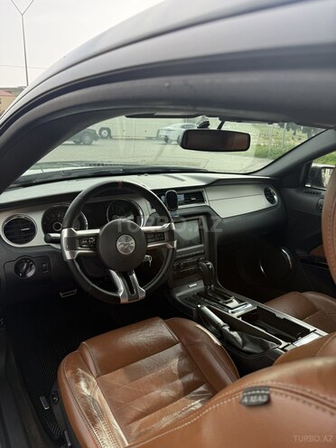 Ford Mustang 2013, 240,000 km - 3.7 l - Bakı