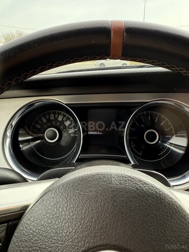 Ford Mustang 2013, 240,000 km - 3.7 l - Bakı