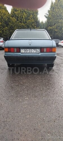 Mercedes 190 1998, 345,756 km - 2.0 л - Qazax