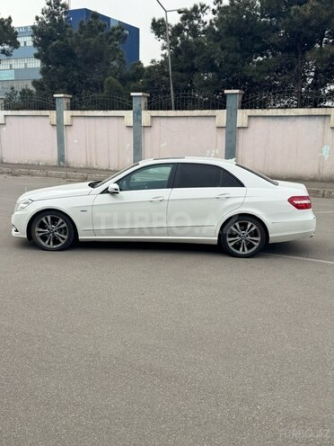 Mercedes E 200 2009, 305,770 km - 1.8 l - Bakı