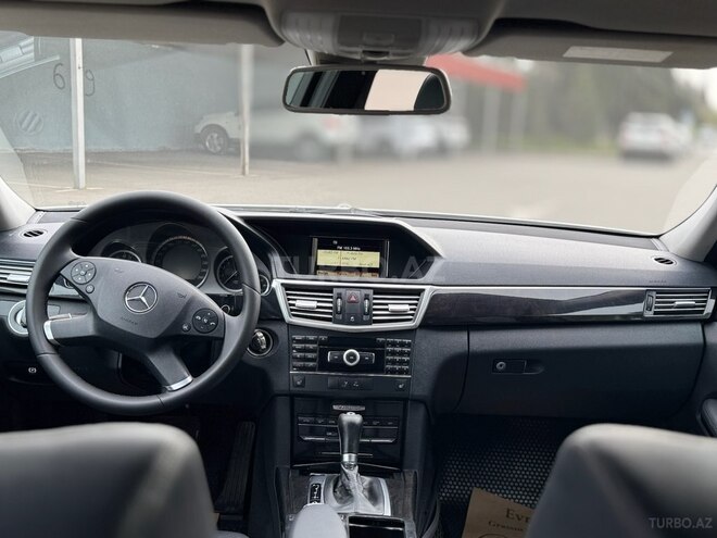Mercedes E 200 2009, 305,770 km - 1.8 l - Bakı
