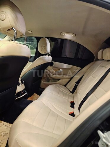 Mercedes C 300 4MATIC 2015, 170,000 km - 2.0 l - Bakı