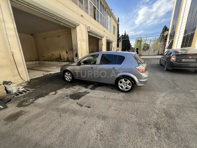 Opel Astra 2006, 277,000 km - 1.3 l - Balakən