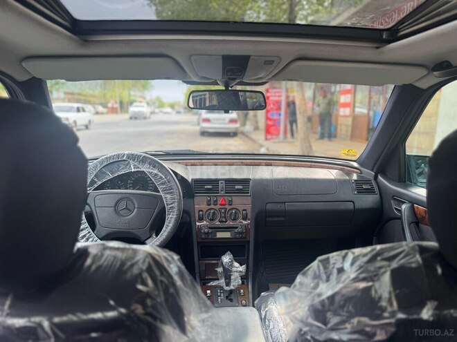 Mercedes C 240 1999, 250,000 km - 2.4 л - Ağcabədi