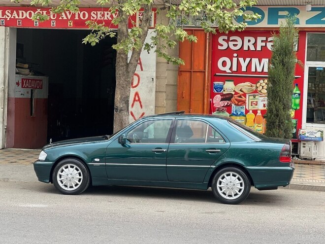 Mercedes C 240 1999, 250,000 km - 2.4 л - Ağcabədi