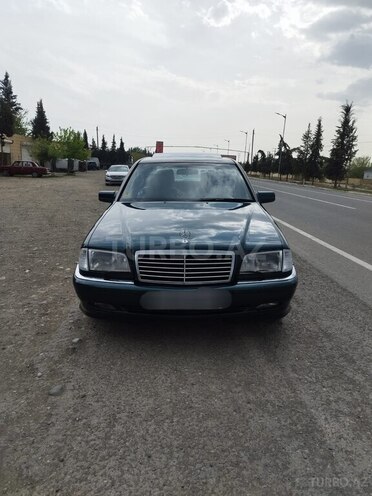 Mercedes C 240 1999, 250,000 km - 2.4 л - Ağcabədi