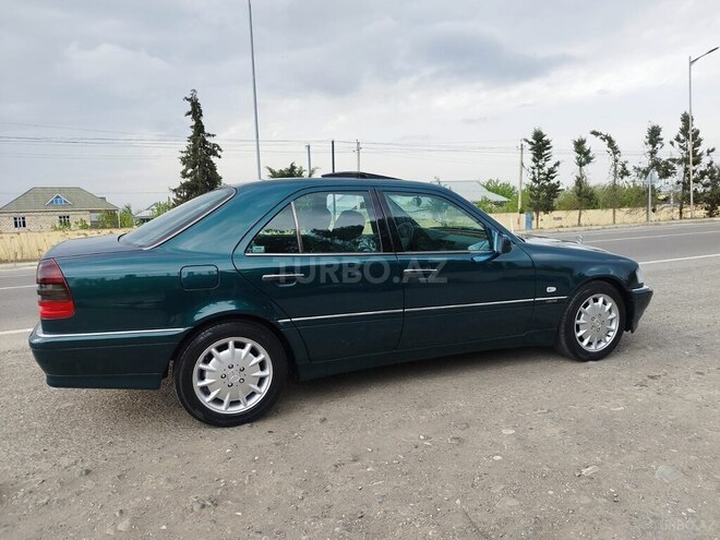 Mercedes C 240 1999, 250,000 km - 2.4 л - Ağcabədi