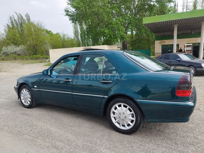 Mercedes C 240 1999, 250,000 km - 2.4 л - Ağcabədi
