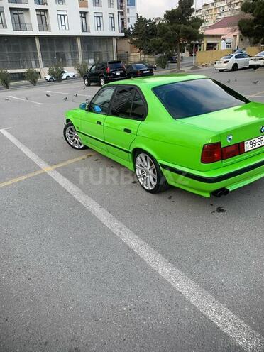 BMW 525 1994, 430,000 km - 2.5 л - Goranboy