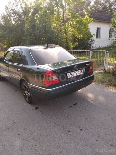 Mercedes C 180 1995, 442,000 km - 1.8 l - Qax