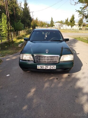 Mercedes C 180 1995, 442,000 km - 1.8 l - Qax