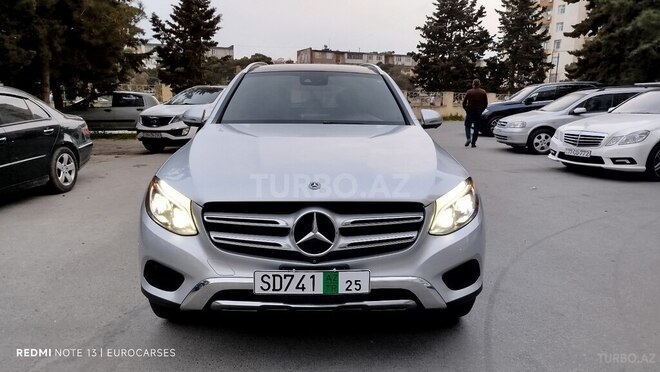 Mercedes GLC 300 4MATIC 2018, 109,000 km - 2.0 l - Bakı