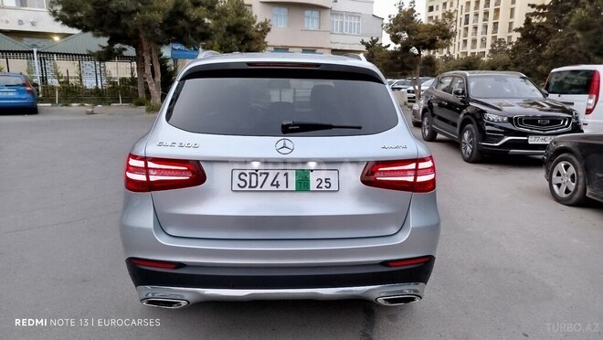 Mercedes GLC 300 4MATIC 2018, 109,000 km - 2.0 l - Bakı