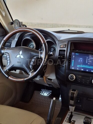 Mitsubishi Pajero 2007, 280,000 km - 3.0 l - Bakı