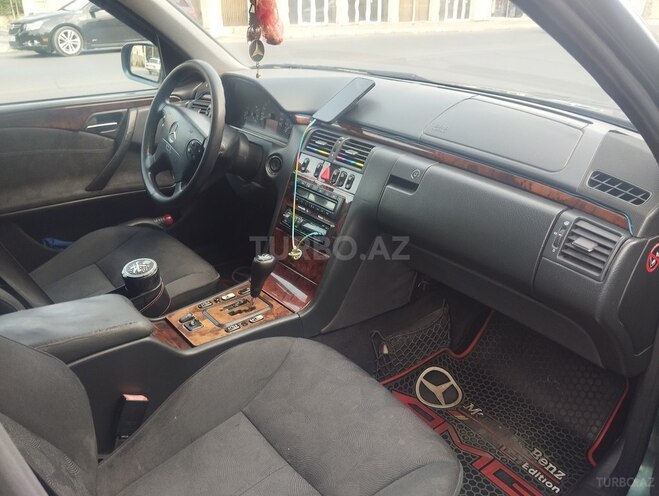Mercedes E 240 1999, 400,575 km - 2.4 l - Bərdə
