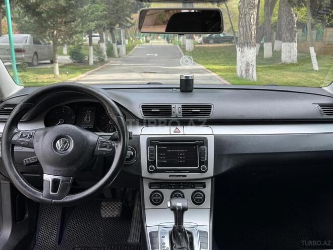 Volkswagen Passat 2009, 241,937 km - 1.8 l - Bakı
