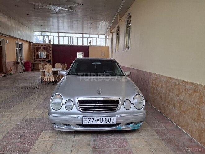 Mercedes E 320 2000, 379,789 km - 3.2 l - Tovuz