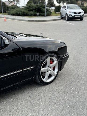 Mercedes E 320 2000, 328,000 km - 3.2 l - Bakı